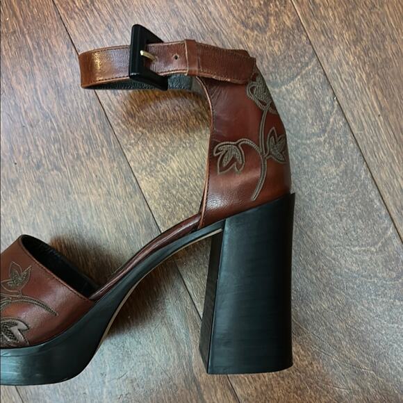 Via Spiga Rare Retro Square Toe Platform Heels, Embroidered Leather, Size 6 - Picture 9 of 15